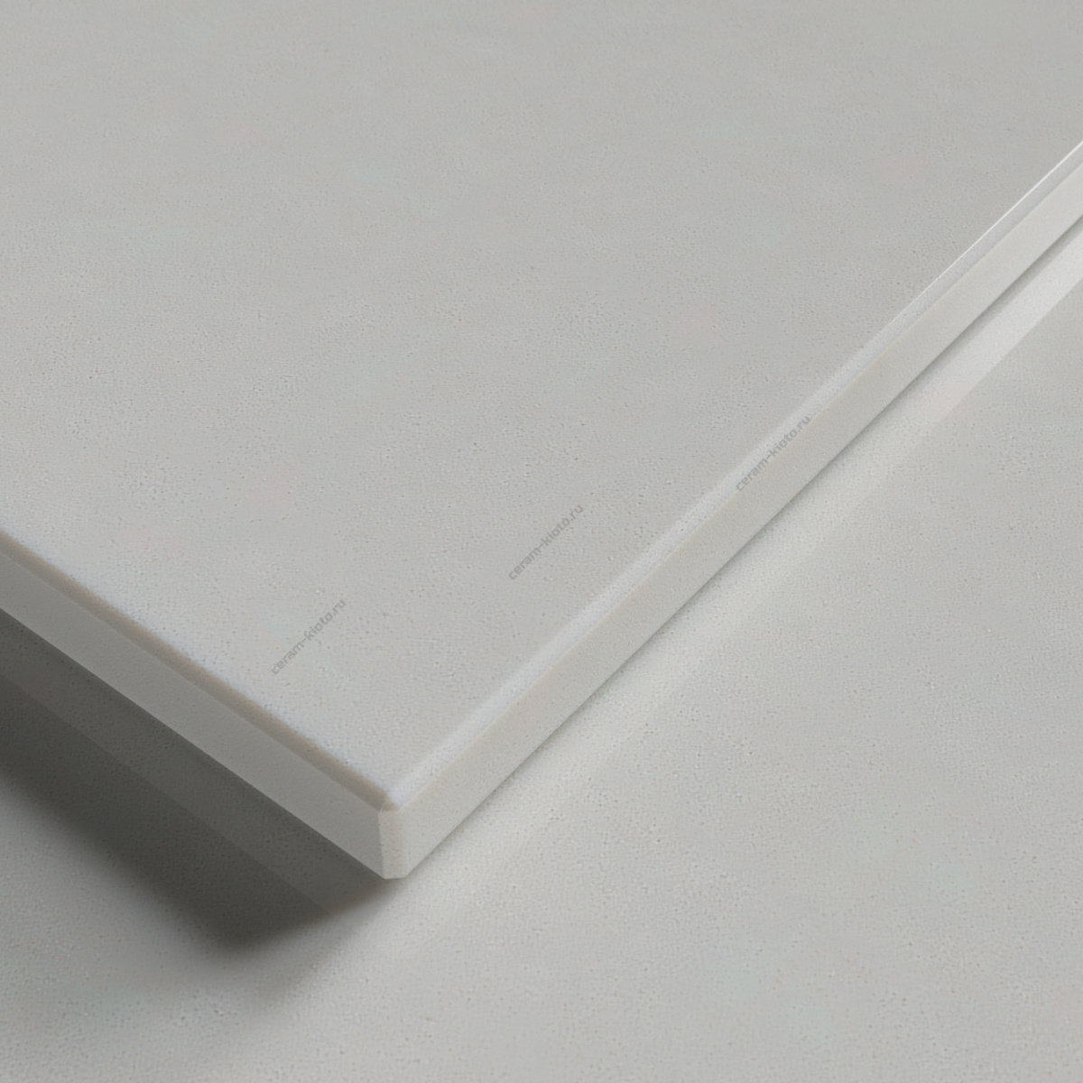 Кварцевый агломерат 100 Ivory White 3200х1600х20 мм с глянцевой поверхностью